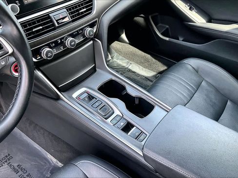 Used 2019 Honda Accord EX-L image 16