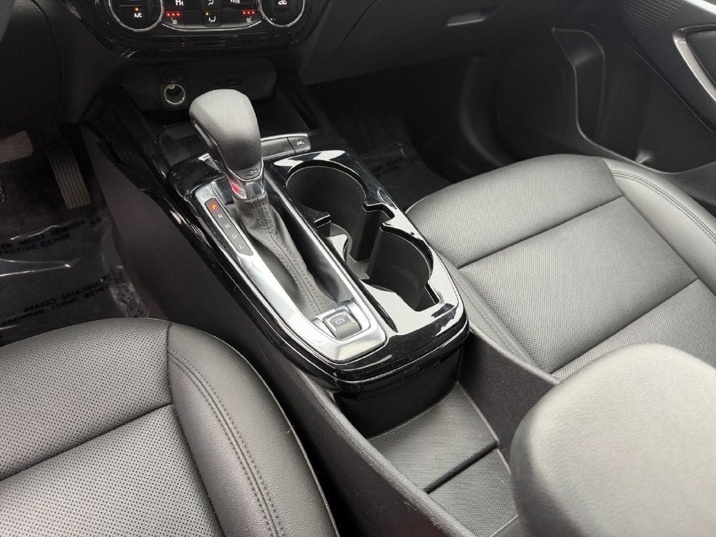 Used 2024 Chevrolet Trax ACTIV w/ Sunroof Package FWD image 19