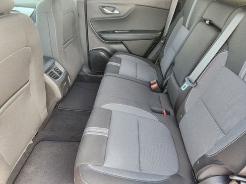 Used 2025 Chevrolet Blazer LT w/ Convenience Package image 30