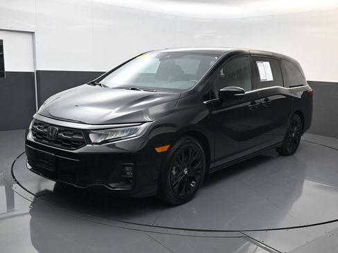 Used 2025 Honda Odyssey Sport-L image 1