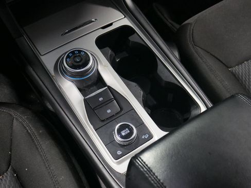 Certified 2023 Ford Explorer XLT w/ Class IV Trailer Tow Package image 25