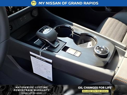 New 2026 Nissan Rogue SV image 7