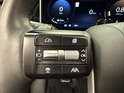 Used 2025 Hyundai Santa Fe Limited FWD image 20