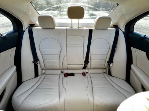 Used 2018 Mercedes-Benz C 300 4MATIC Sedan image 27