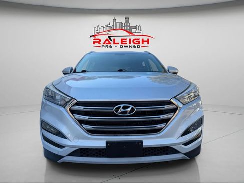 Used 2017 Hyundai Tucson Limited image 3