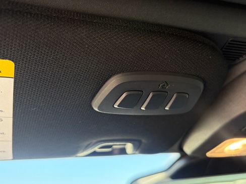 Used 2025 Ford Mustang Premium RWD image 27