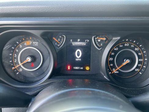 Certified 2025 Jeep Wrangler Sport image 2