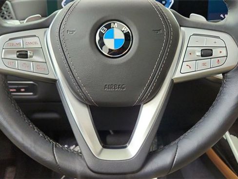 Used 2026 BMW X7 xDrive40i image 44