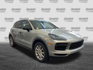 Used 2022 Porsche Cayenne E-Hybrid video 2