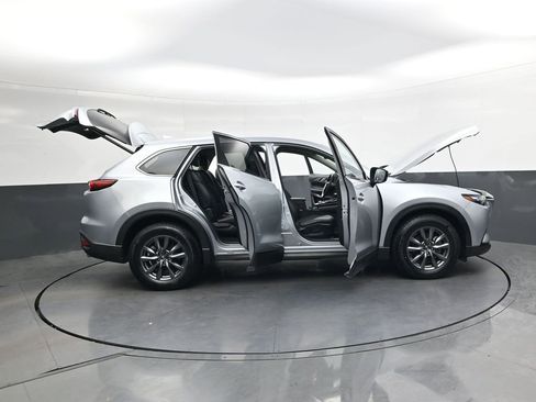 Used 2023 MAZDA CX-9 Touring image 45