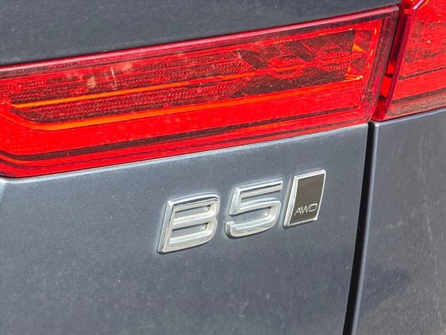 Used 2023 Volvo XC60 B5 Plus w/ Climate Package AWD/4WD image 31
