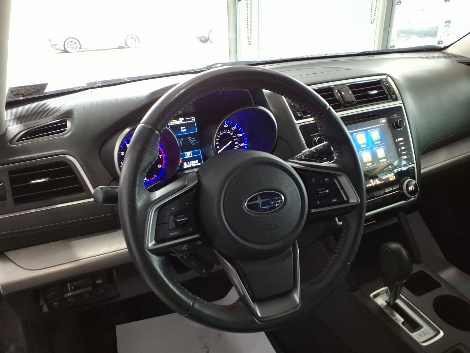 Used 2018 Subaru Outback 2.5i Premium AWD/4WD image 12