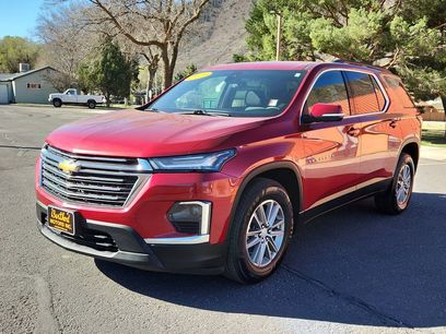 Used 2023 Chevrolet Traverse LT