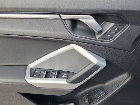 Certified 2024 Audi Q3 2.0T Premium Plus w/ Premium Plus Package image 9