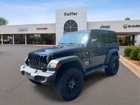 Used 2018 Jeep Wrangler Sport AWD/4WD image 1