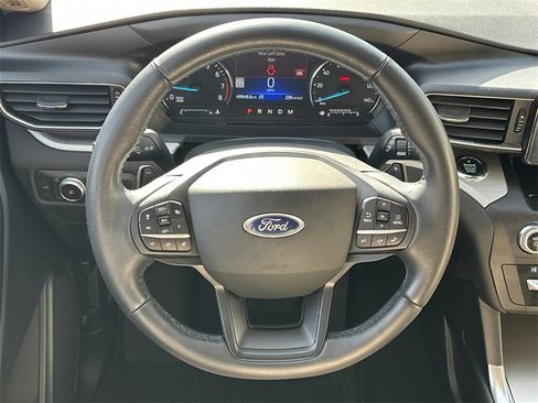 Used 2020 Ford Explorer XLT w/ Equipment Group 202A image 25