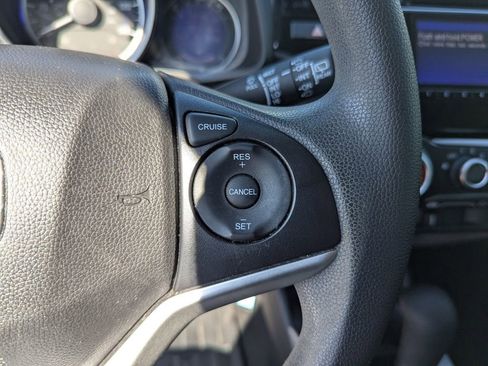 Used 2020 Honda Fit LX image 25