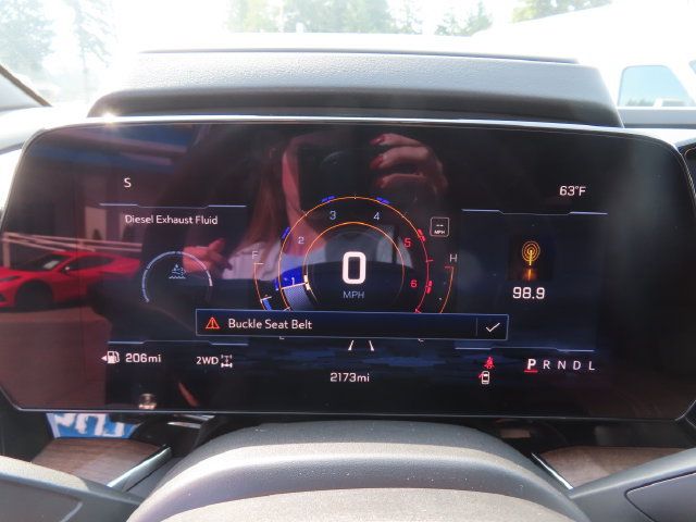 Used 2026 Chevrolet Suburban High Country AWD/4WD image 21