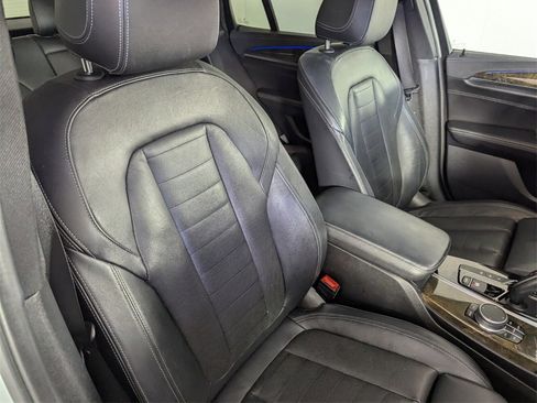 Used 2018 BMW X3 M40i image 34