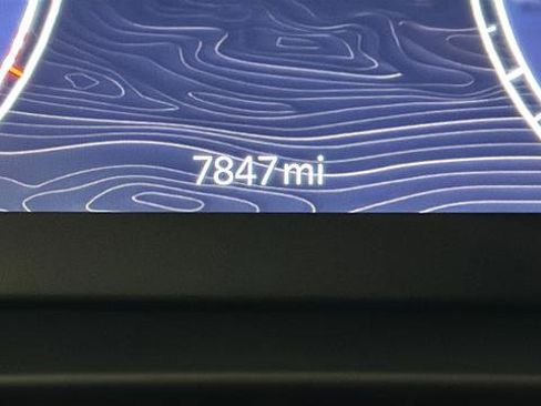 Used 2024 Jeep Grand Cherokee Laredo X image 18