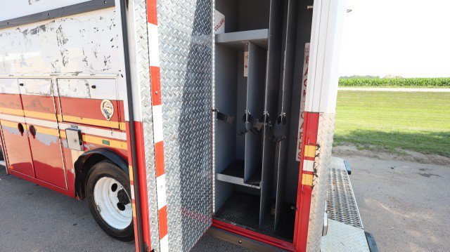 Used 2017 Ford F550 4x4 SuperCab Super Duty image 30