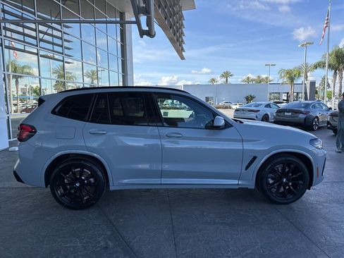 Used 2024 BMW X3 sDrive30i w/ Premium Package RWD image 3