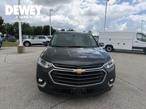 Used 2019 Chevrolet Traverse LT AWD/4WD image 2