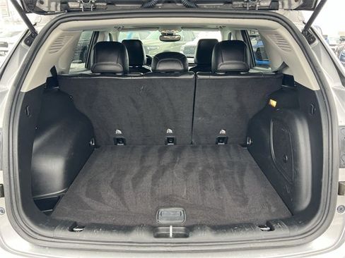 Used 2022 Jeep Compass Latitude w/ Sun and Sound Group image 24