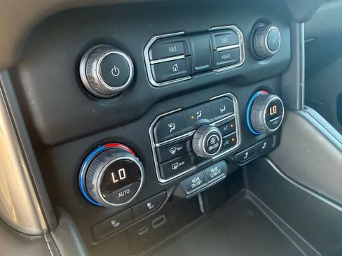 Used 2021 Chevrolet Tahoe LT w/ Rear Media and Nav Package image 30