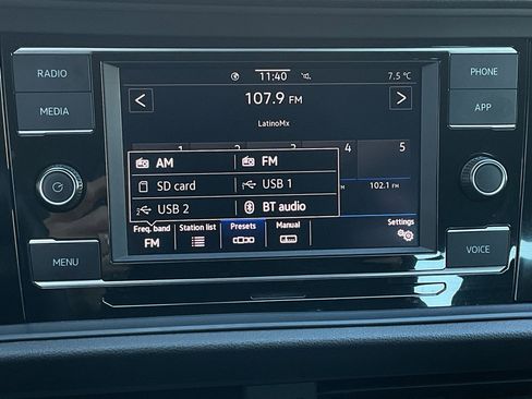 Used 2024 Volkswagen Jetta S image 27