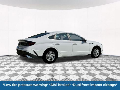 Certified 2025 Hyundai Sonata SE FWD image 14