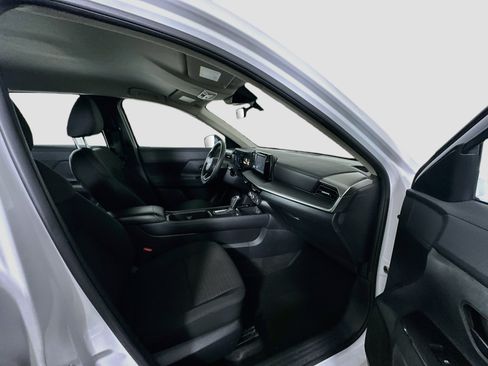 Used 2025 Nissan Kicks S FWD image 29