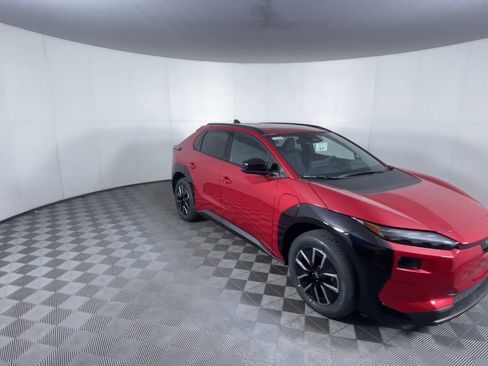 New 2026 Subaru Solterra Premium AWD/4WD image 2