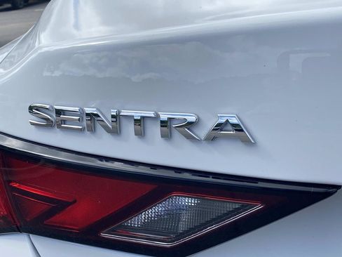 Used 2025 Nissan Sentra SV w/ All-Weather Package FWD image 5