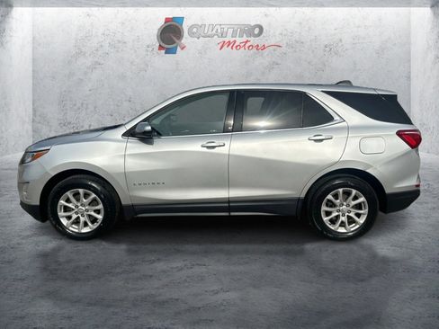 Used 2018 Chevrolet Equinox LT image 2