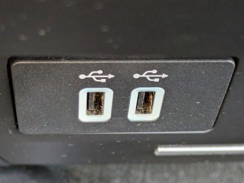 Certified 2017 Ford F250 XLT w/ XLT Premium Package image 21