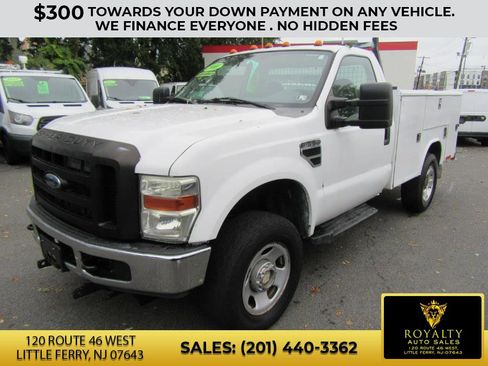 Used 2008 Ford F350 XLT image 1