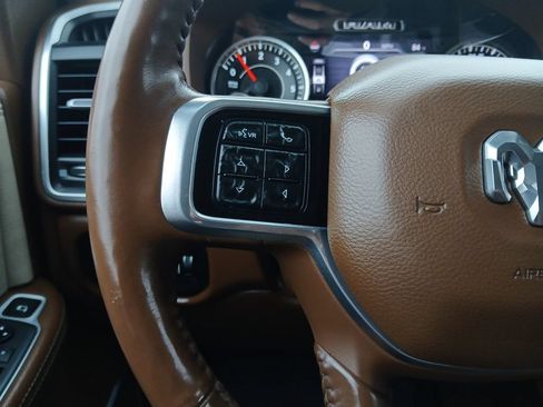 Used 2019 RAM 2500 Laramie AWD/4WD image 11