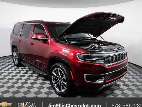 Used 2022 Jeep Wagoneer Series II w/ Premium Group I AWD/4WD image 36