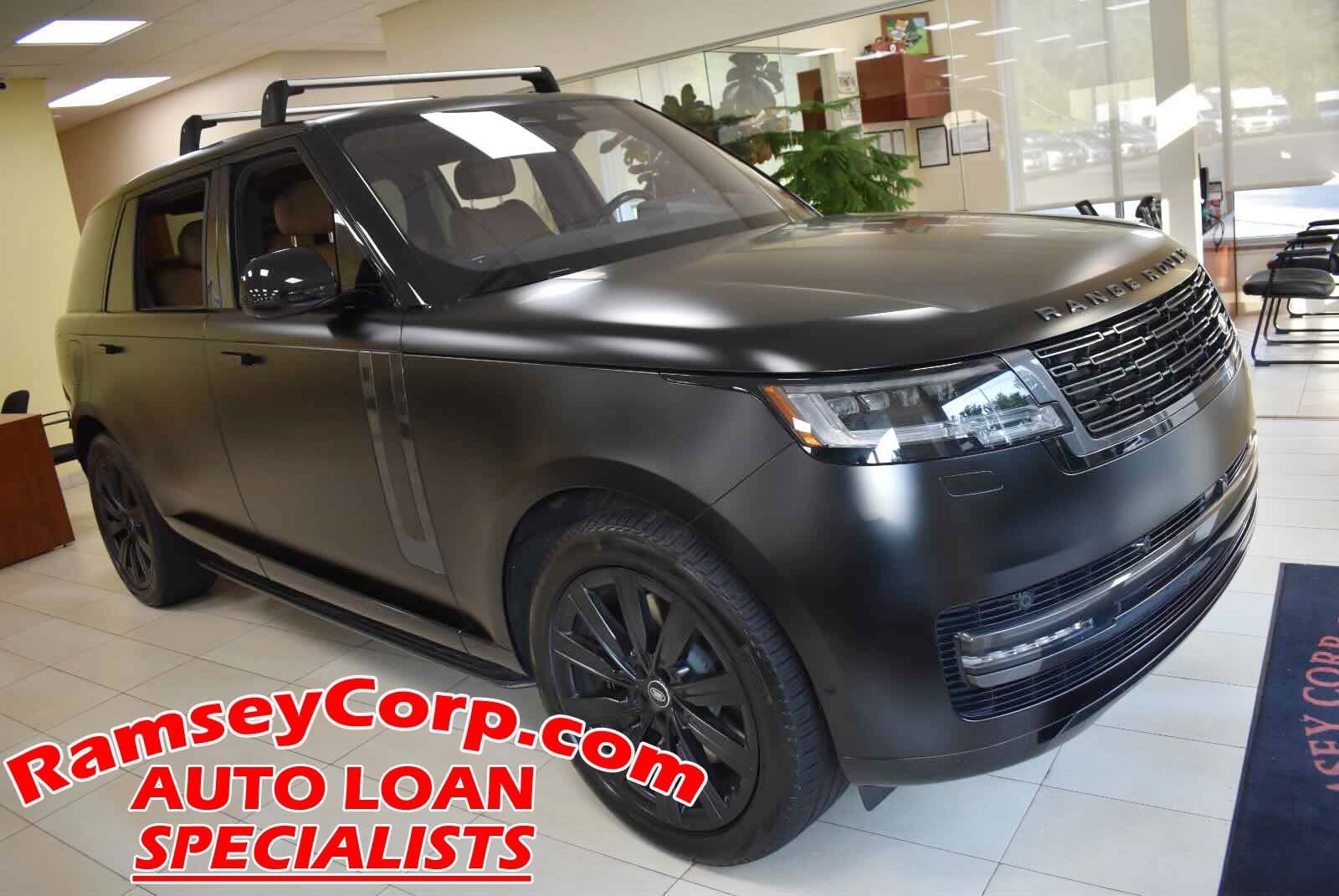 Used 2023 Land Rover Range Rover Long Wheelbase SE AWD/4WD image 2