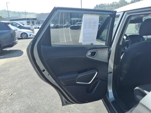 Certified 2023 Kia Soul LX FWD image 12