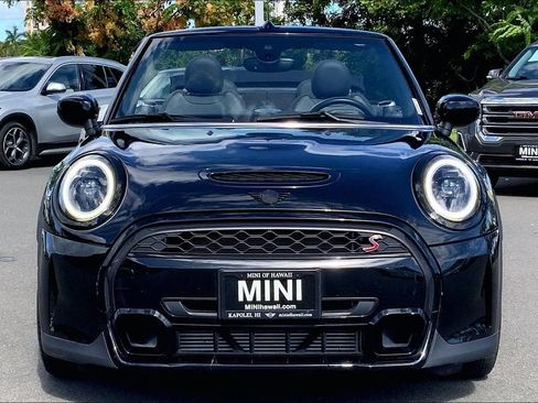 Used 2023 MINI Cooper S w/ Signature Upholstery Package FWD image 3
