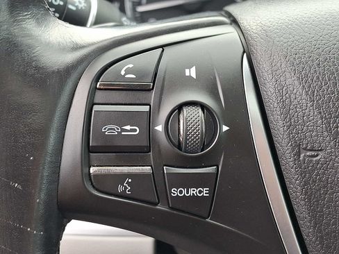 Used 2016 Acura TLX w/ Technology Package FWD image 22