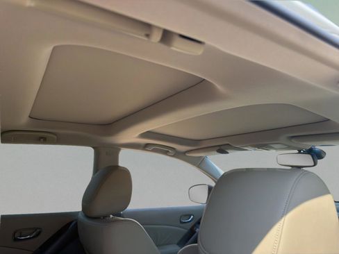 Used 2010 Nissan Murano LE w/ Navigation Pkg image 19