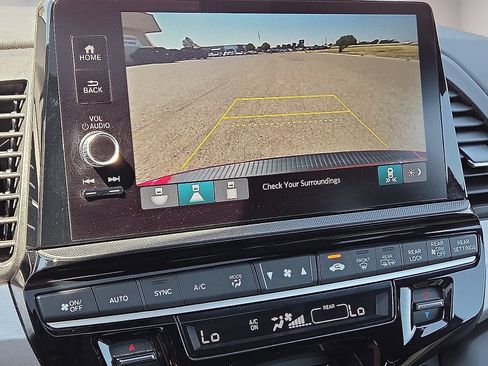 Used 2025 Honda Odyssey Sport-L image 27