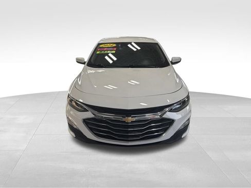 Used 2024 Chevrolet Malibu LT FWD image 9