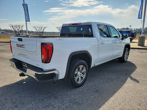Used 2025 GMC Sierra 1500 SLT image 7