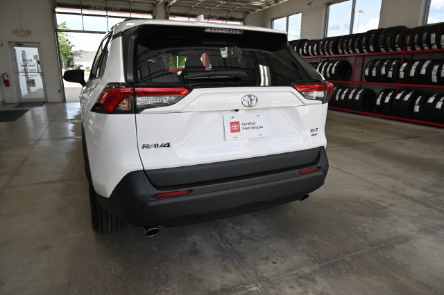 Used 2022 Toyota RAV4 XLE AWD/4WD image 7