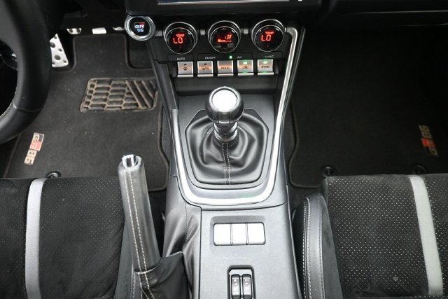 Used 2024 Toyota GR86 Premium w/ Performance Package RWD image 22