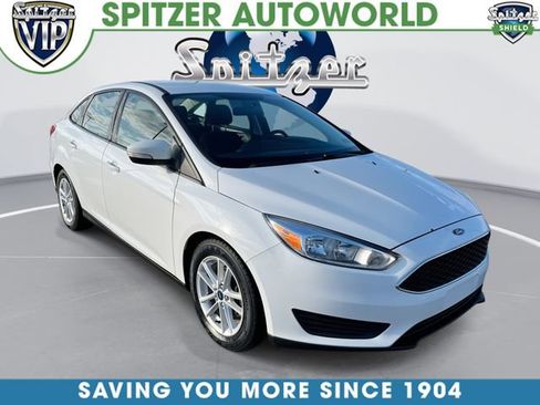Used 2018 Ford Focus SE w/ Cold Weather Package image 1